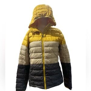 Lole S Emeline Colorblock gray/yellow packable down with zip pockets jacket
